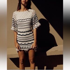 Zara Crochet Knit Mini Dress V-Back Ruffled M Lined Black White/Cream Resort